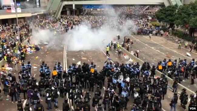 Cuộc biểu tình phản kháng luật dẫn độ ở Hong Kong sắp bước vào tuần thứ hai