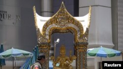 ထိုင်းနိုင်ငံ ဘန်ကောက်မြို့တော် လေးမျက်နှာ နတ်ကွန်းမှာ ပြီးခဲ့တဲ့လက ပေါက်ကွဲမှု ဖြစ်ပွားခဲ့ (သြဂုတ်လ ၁၈ ရက် ၂၀၁၅)