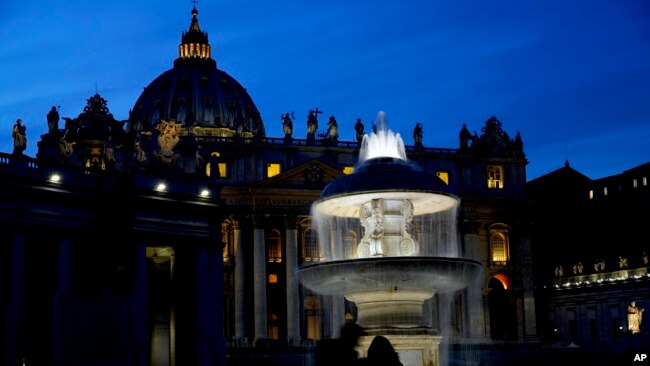 La Basílica de San Pedro en la Plaza de San Pedro en el Vaticano recibirá a 300 jóvenes convocados por el papa Francisco.