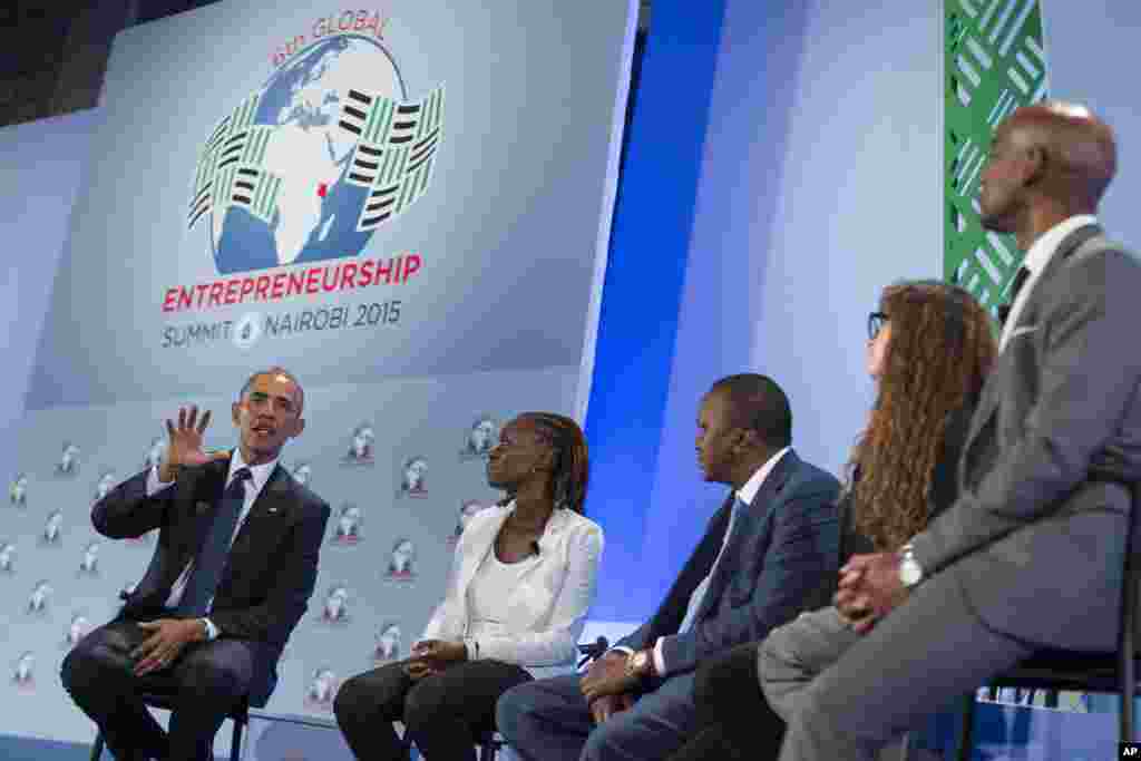 صدر براک اوباما نے کینیا پہنچنے کے بعد دارالحکومت نیروبی میں ایک خطاب کے دوران افریقہ میں معاشی اور تجارتی مواقعوں کی تعریف کی ہے۔