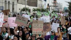 Marcha por el Día Internacional de la Mujer en Lima, Perú, el sábado 7 de marzo de 2020.