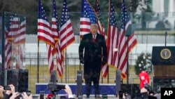 Presidente Donald Trump chega ao local do comício em Washington, 6 janeiro 2021