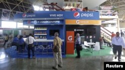 At the annual Havana International Fair, Cuba’s first trade fair since rapprochement with the United States, the U.S. pavilion includes an exhibit for Pepsi soda, Nov. 2, 2015. The island nation is eager for more foreign investment. 