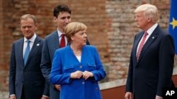 APTOPIX Trump US G7