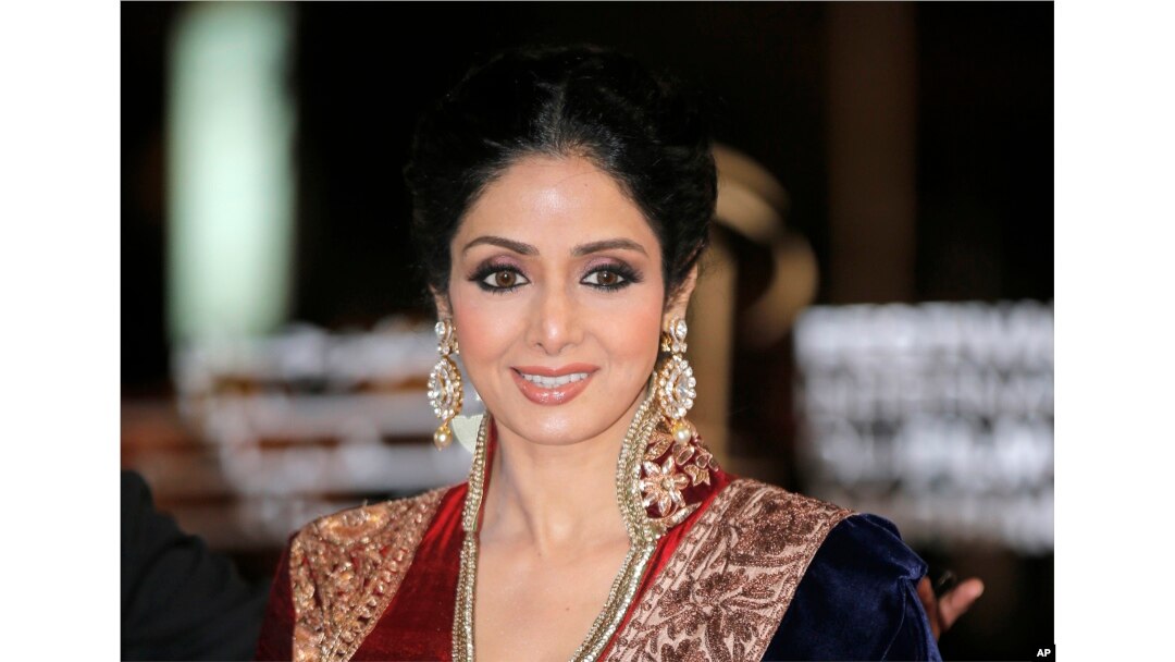 Aktris India Sridevi tiba di Festival Film Internasional Marrakesh, di Marrakech Congress Palace.
