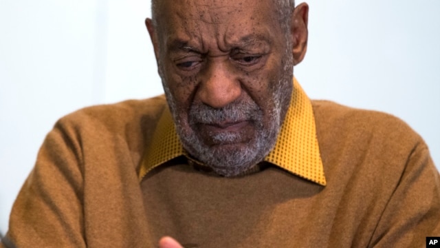 Bill Cosby recibió en el título de Doctor en Bellas Artes de Forham, 