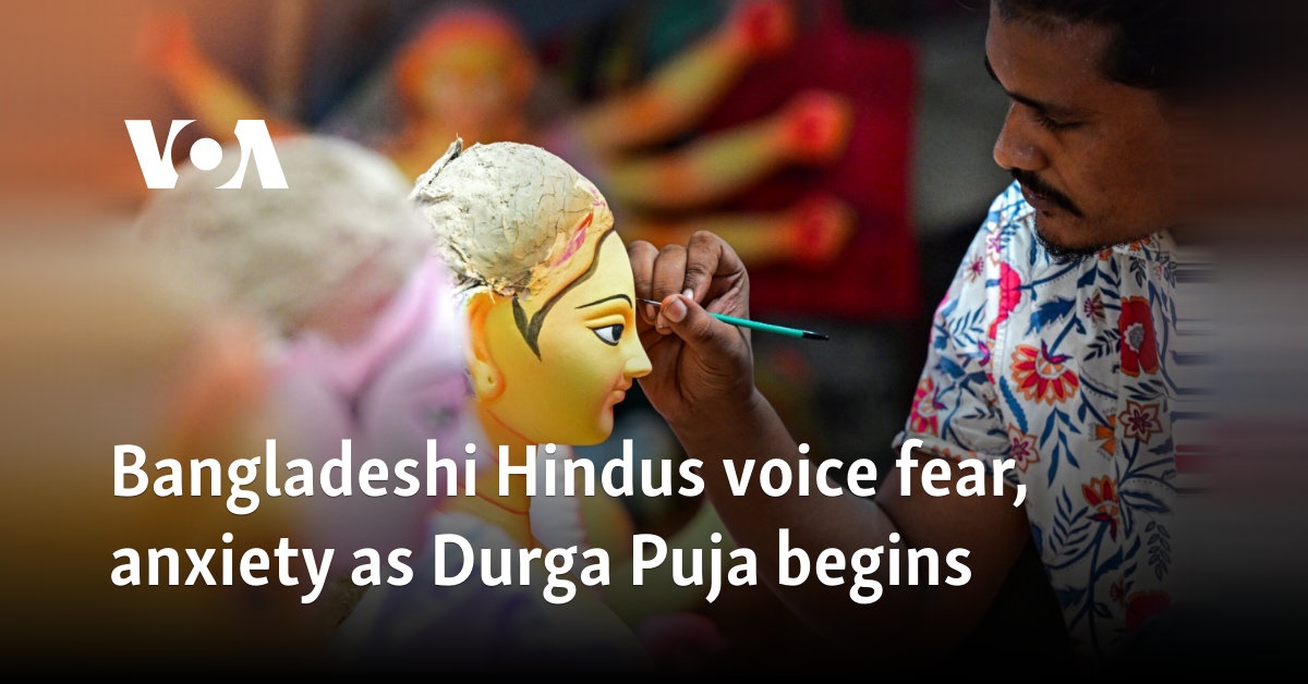 Bangladeshi Hindus voice fear, anxiety as Durga Puja begins