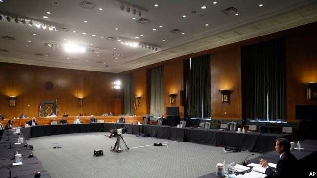 拉特克里夫的确认听证会为国会参议院首场符合“新社交距离指导方针”（new social distancing guidance）的听证会。