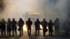 ۱۲ پلیس در تظاهرات شارلوت در اعتراض به کشته شدن یک سیاهپوست زخمی شدند