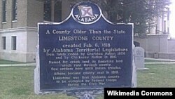 Tanda bersejarah kota Limestone, negara bagian Alabama (foto: ilustrasi). Mike Blakely, adalah Sheriff petahana di Limestone, Alabama. 