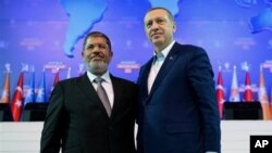 Başbakan Erdoğan ve Mısır'ın devrik Cumhurbaşkanı Muhammet Mursi 2012 yılında Ankara'da bir araya gelmişti.