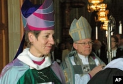 Jefferts Schori (left) and Church of Sweden Archbishop Anders Wejryd (right)