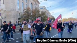 Abayoboke ba Trump mu Myiyerekano Washington, D.C.