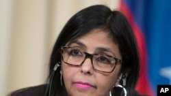 Rodríguez desmintió al ex consejero venezolano en la Embajada de Irak, Misael López, y quien sirvió de testigo e informante principal de CNN y lo tildó de “agente de una agencia imperial”.