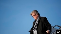 Steve Bannon