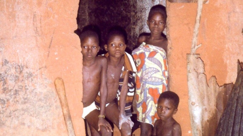 Au Bénin, mariages forcés, grossesses précoces et pauvreté comme facteurs de déperdition scolaire