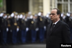 Tổng thống Pháp Francois Hollande đã đề nghị những thay đổi sau các vụ tấn công làm 130 người thiệt mạng hồi tháng 11 năm ngoái tại Paris.