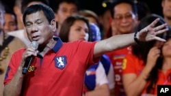 Ông Rodrigo Duterte trong một cuộc vận động tranh cử.