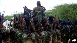 소말리아 알카에다 계열 테러조직 ‘알샤바브’ 대원들.
