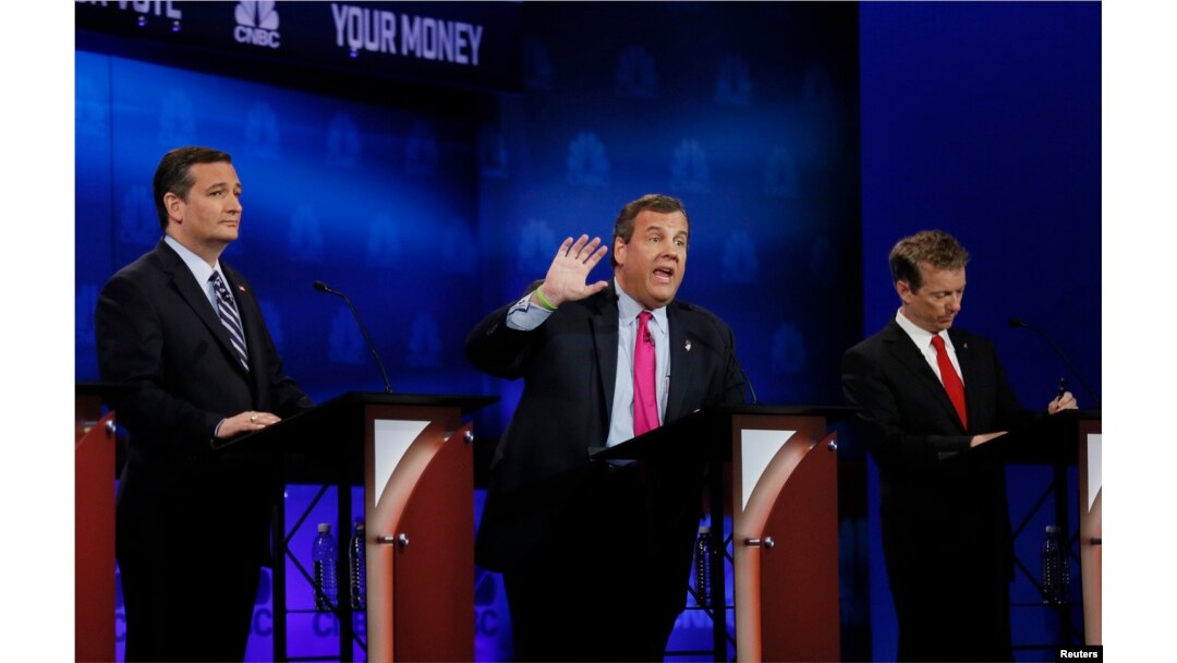 From left, U.S. presidential candidates Senator Ted Cruz, Governor Chris Christie and Representative Rand Paul participate in the 2016 Republican presidential candidates debate held by CNBC in Boulder, Colo., Oct. 28, 2015.