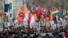 Ribuan Demonstran Anti-Putin berpawai di Moskow