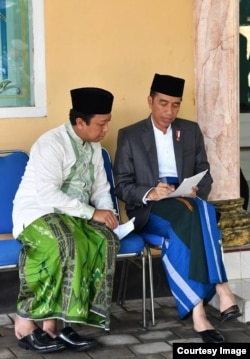 Romahurmuziy, Ketua Umum Partai PPP bersama Presiden Joko Widodo (foto: Facebook).