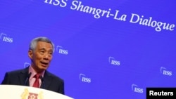 Singapore's Prime Minister Lee Hsien Loong delivers a keynote address at the IISS Shangri-la Dialogue in Singapore, May 31, 2019. 