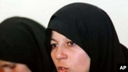 Faezeh Hashemi, daughter of former Iranian President Akbar-Hashemi Rafsanjani, gestures during a news conference (file photo)