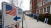 EE.UU.: Wisconsin vota en primarias pese a amenaza del coronavirus