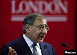 U.S. Defense Secretary Leon Panetta delivers a speech on the future of transatlantic relationships and the future of U.S. defense at King's College in London, England, January 18, 2013.