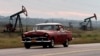 En Abril Cuba venderá gasolina premium solo a los turistas