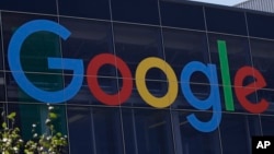 Ross LaJeunesse, mantan eksekutif Google yang mencalonkan diri untuk menjadi anggota Senat Amerika, Kamis (9/1/20), menyerukan pemberlakuan regulasi yang keras terhadap raksasa-raksasa teknologi. (Foto: ilustrasi).