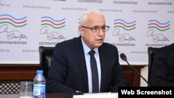 İsmayıl Axundov 