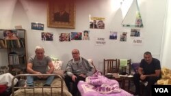 Aclıq aksiyası davam etdirilir