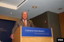 卡内基基金会研究部副总裁 包道格(美国之音钟辰芳拍摄)