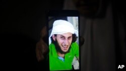 Fadi al Kunbar fue identificado como el hombre que condujo un camión a un grupo de soldados israelíes en Jerusalén el domingo, en uno de los ataques más mortíferos de una campaña de violencia de más de un año.