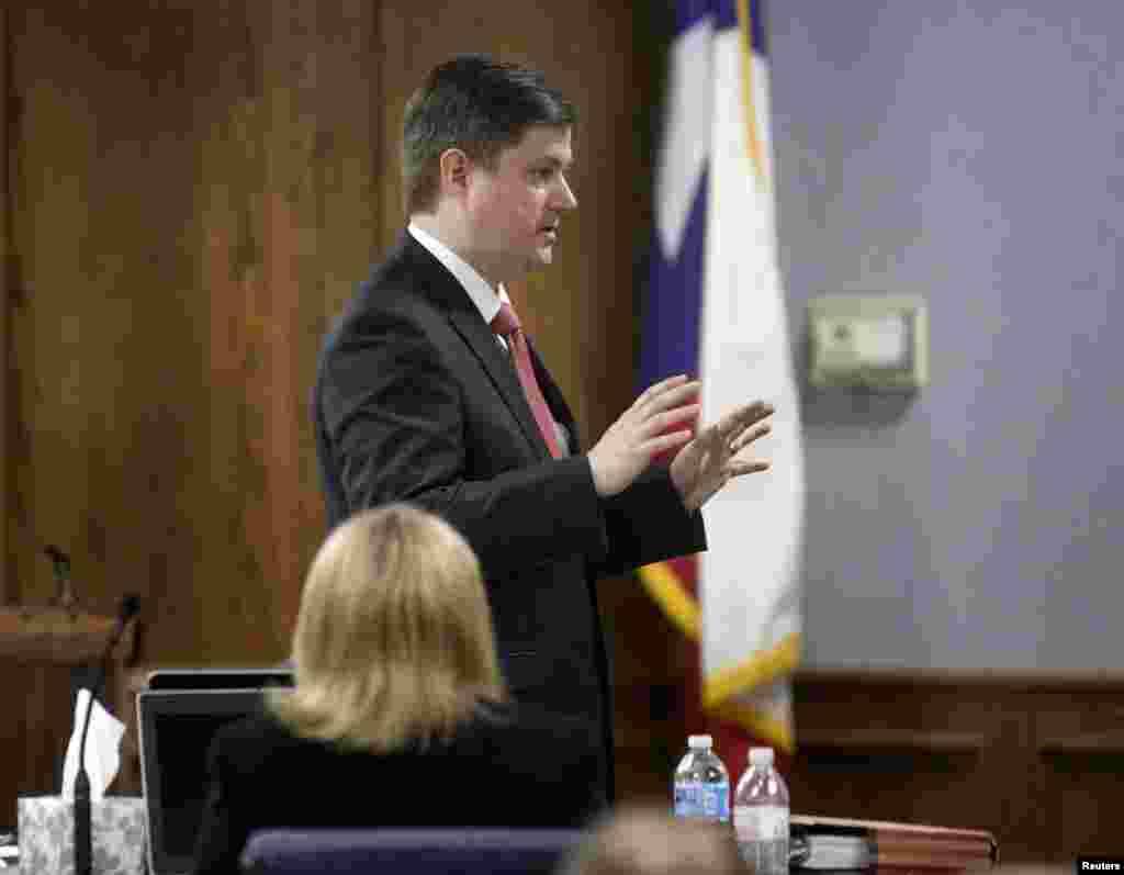 Erath County District Attorney Alan Nash delivers his opening statement during the capital murder trial of former Marine Eddie Ray Routh at the Erath County Donald R. Jones Justice Center in Stephenville, Texas.