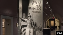 واشنگٹن میں ووٹنگ کے حق کے لیے امریکی خواتین کی جدوجہد پر مبنی بصری نمائش۔ کا ایک پورٹریٹ