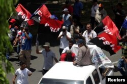 Devlet Başkanı Ortega yanlısı göstericiler