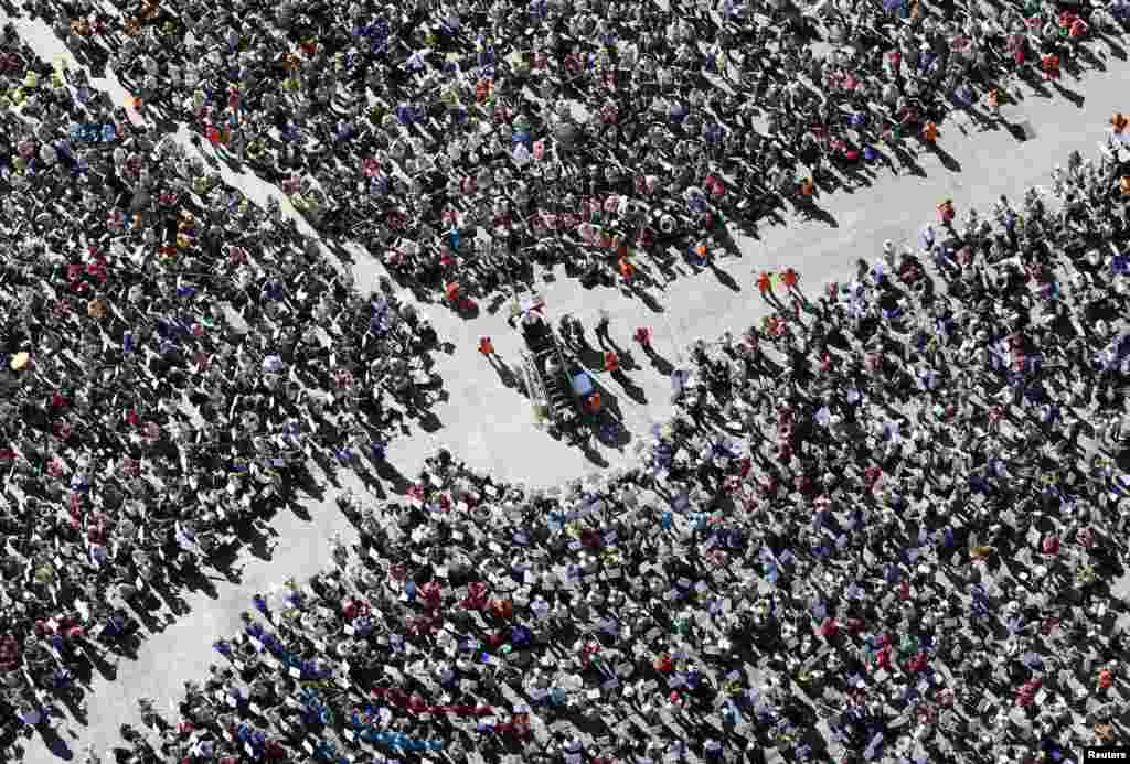 About 7,000 musicians play brass instruments during the 45th Landesposaunentag (Trombone Day), in Ulm, southern Germany, July 6, 2014.