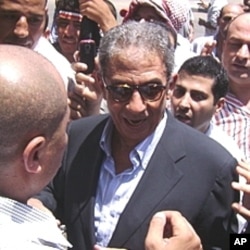 Former Egyptian Foreign Minister Amr Moussa in Cairo, Egypt's Tahrir Square, July 8, 2011