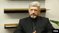 Prof. Cîhangir Îslam