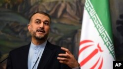 İranın xarici işlər naziri Hüseyn Əmir-Abdullahian 