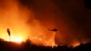 Сильні вітри і вогняний шторм ускладнюють приборкання пожеж у Каліфорнії