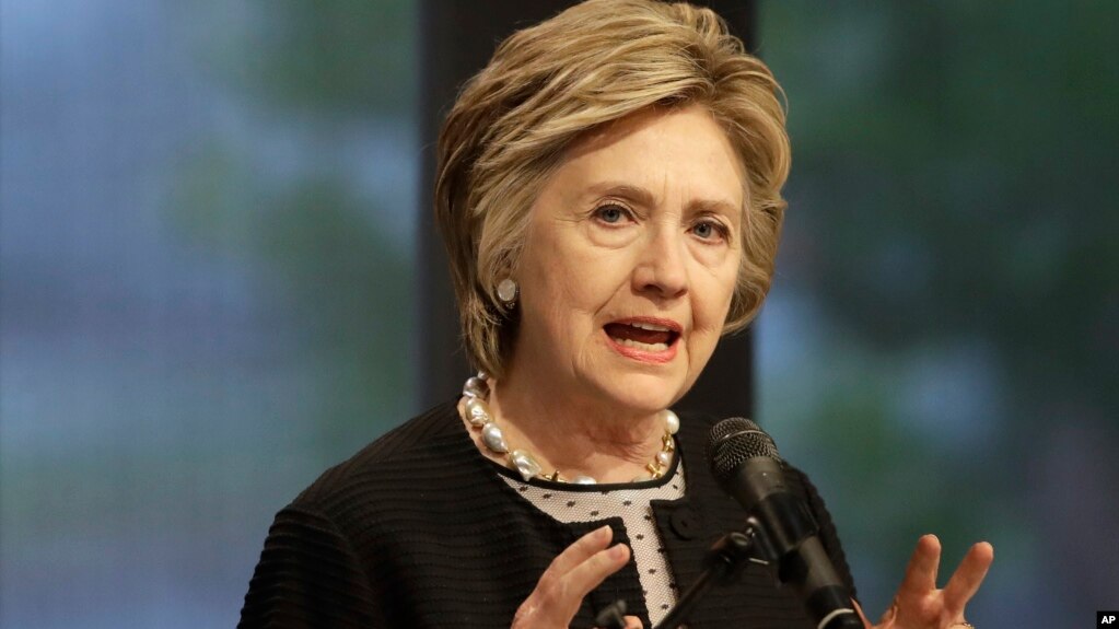 Del në treg libri i ri i Hillary Clinton-it, “Çfarë ndodhi”