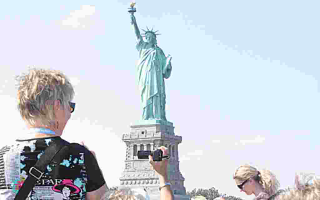 Y por fin el primer encuentro con la mujer más famosa de Estados Unidos llegó. La Estatua de la Libertad justo frente a nuestros ojos.
