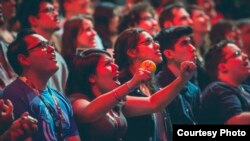 Fans cheer at the 2017 League of Legends College Championships (Courtesy of Riot Games)