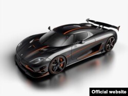 Bundan öncəki rekord 447 km/s sürətlə İsveç istehsallı Koenigsegg Agera RS-ə məxsus idi.