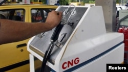 Wata cibiyar sayar da iskar gas ko CNG. 