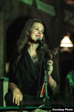 Hannah Standiford, penyanyi keroncong di Pittsburgh, AS (dok: Hannah Standiford)